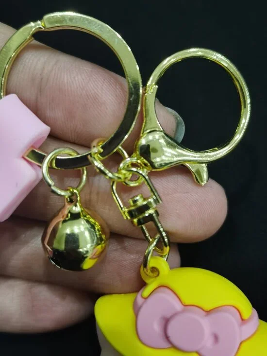 Hello Kitty Baker keychain - Picture 4 of 4